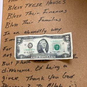 This is a premiere 2 dollar bill in the correct hands you will see beautiful